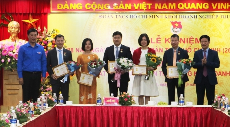 phat trien dang vien tre trong doan khoi doanh nghiep trung uong