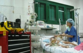 4 bệnh viện được cấp trang thiết bị y tế