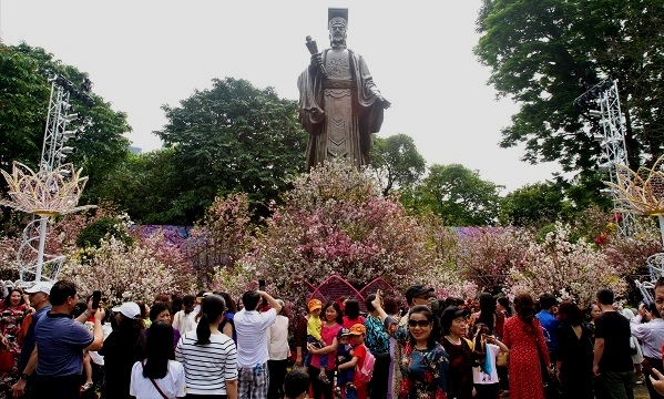 le hoi hoa anh dao nhat ban ha noi 2019 keo dai het ngay 14