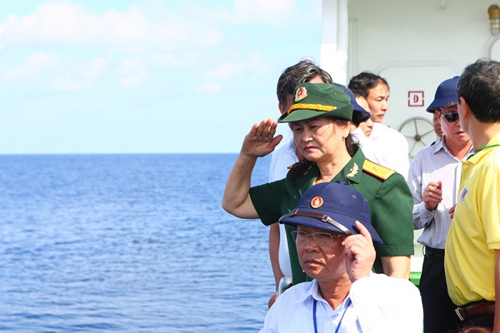 tuong nho nhung nguoi con da nga xuong bao ve bien troi to quoc