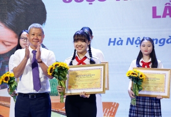 Học sinh Hà Nội đoạt giải Nhất cuộc thi Viết thư quốc tế UPU lần thứ 50