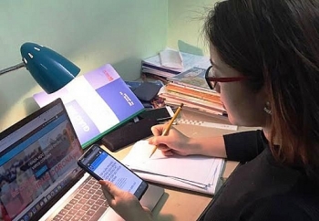 Hà Nội: Học sinh lớp 12 làm bài khảo sát trực tuyến từ ngày 28-30/5