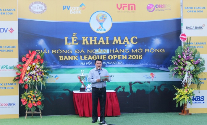 pvcombank khai mac giai bong da bank league open 2016