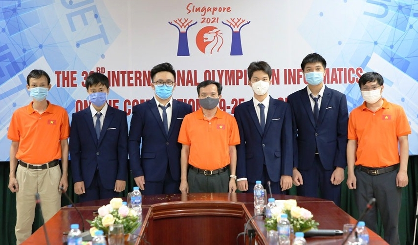 Việt Nam giành 4 huy chương Bạc Olympic Tin học quốc tế 2021