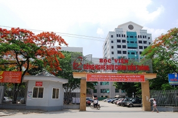 6 thí sinh đầu tiên trúng tuyển Học viện Bưu chính Viễn thông