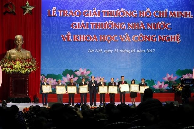 Thành lập Hội đồng cấp Nhà nước xét tặng Giải thưởng Hồ Chí Minh và Giải thưởng Nhà nước về KH&CN