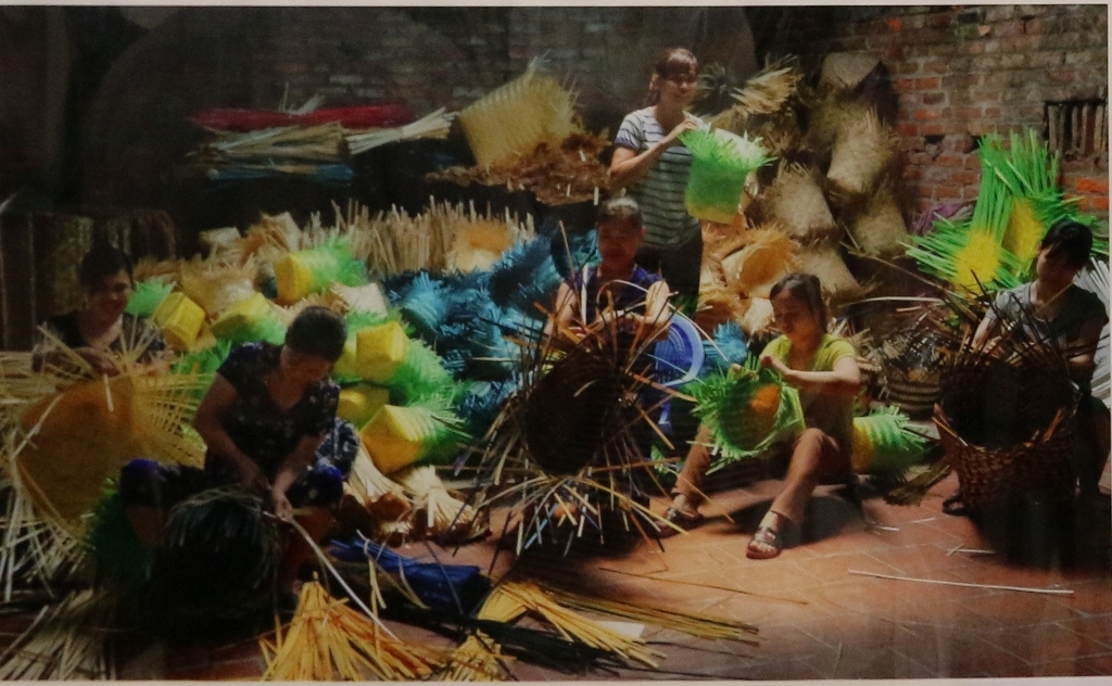 kham pha cuoc song ngoai thanh ha noi qua anh