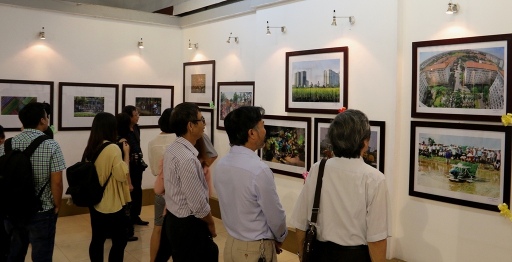 kham pha cuoc song ngoai thanh ha noi qua anh