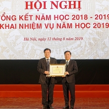 ha noi tuyen duong tam guong nha giao mau muc thu do 2019