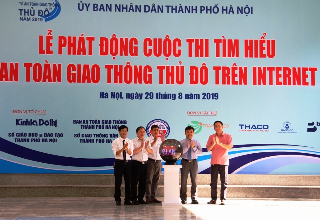 pha t do ng chuong trinh vi an toan giao thong thu do nam 2019