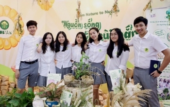 Học sinh Việt Nam vô địch cuộc thi khởi nghiệp trẻ quốc tế 2020