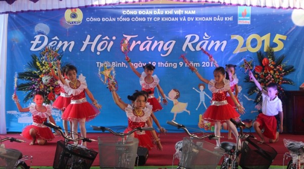 cong doan pvn vui hoi trang ram tai lang tre em sos thai binh