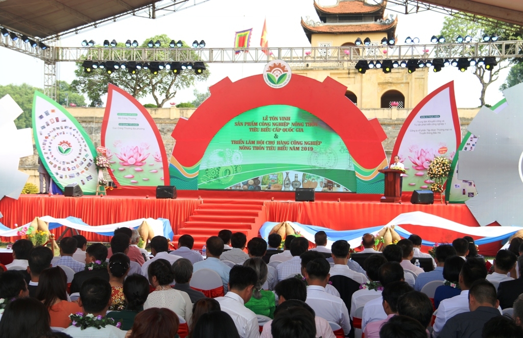 ton vinh san pham cong nghiep nong thon tieu bieu 2019