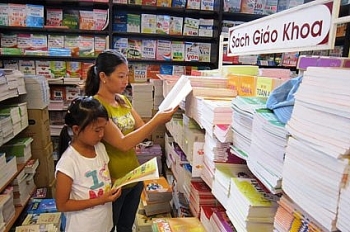 Bộ GD&ĐT: Không được ép buộc học sinh mua sách tham khảo