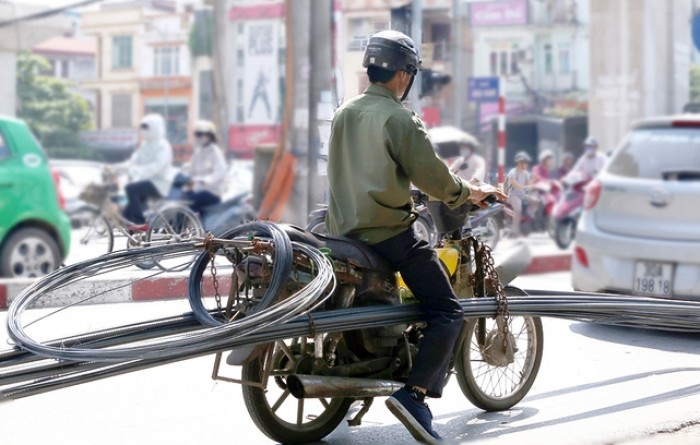 xe nat tung hoanh tren pho thu do