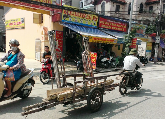 xe nat tung hoanh tren pho thu do