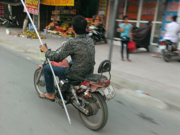 xe nat tung hoanh tren pho thu do