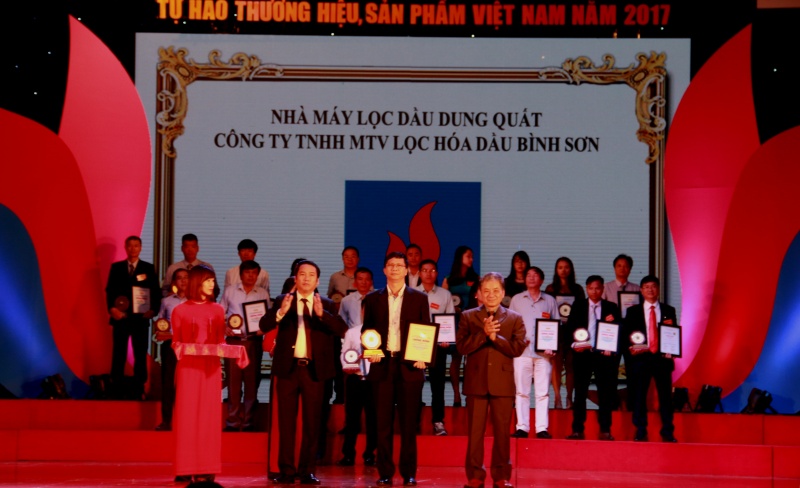 bsr duoc vinh danh top 10 nha may xanh than thien nam 2017