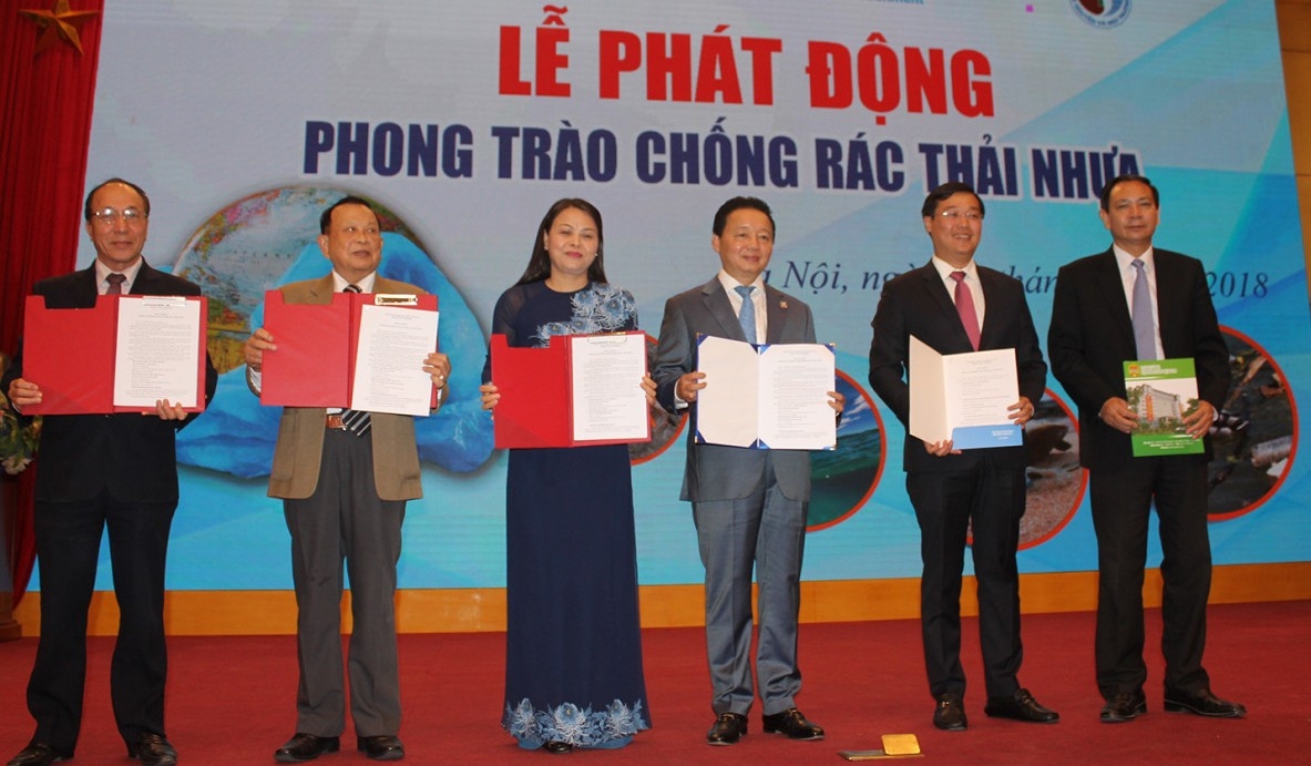 chung tay chong rac thai nhua gop phan lam cho the gioi sach hon