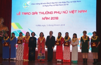 Tôn vinh 15 tập thể, cá nhân đạt giải thưởng Phụ nữ Việt Nam 2018