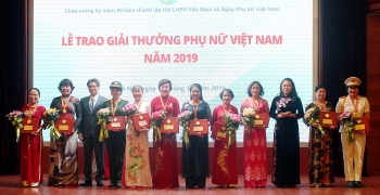 16 tập thể, cá nhân đạt giải thưởng Phụ nữ Việt Nam 2019