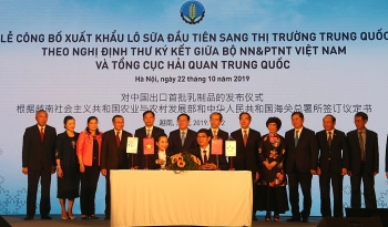 Việt Nam chính thức xuất khẩu lô sữa đầu tiên sang thị trường Trung Quốc