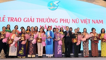 17 tập thể, cá nhân nhận Giải thưởng Phụ nữ Việt Nam năm 2020