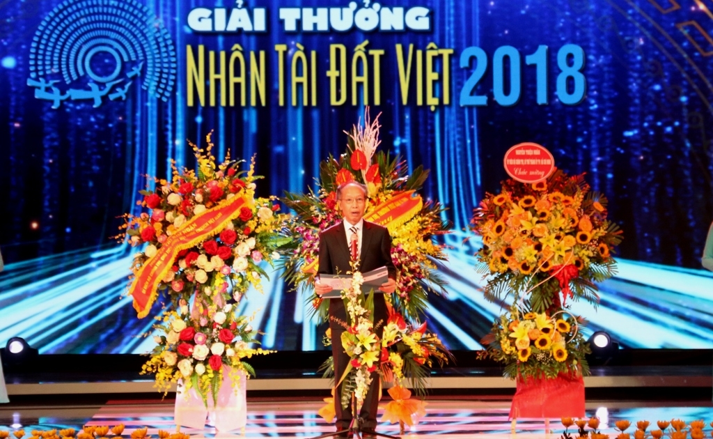 vinh danh nhan tai dat viet 2018