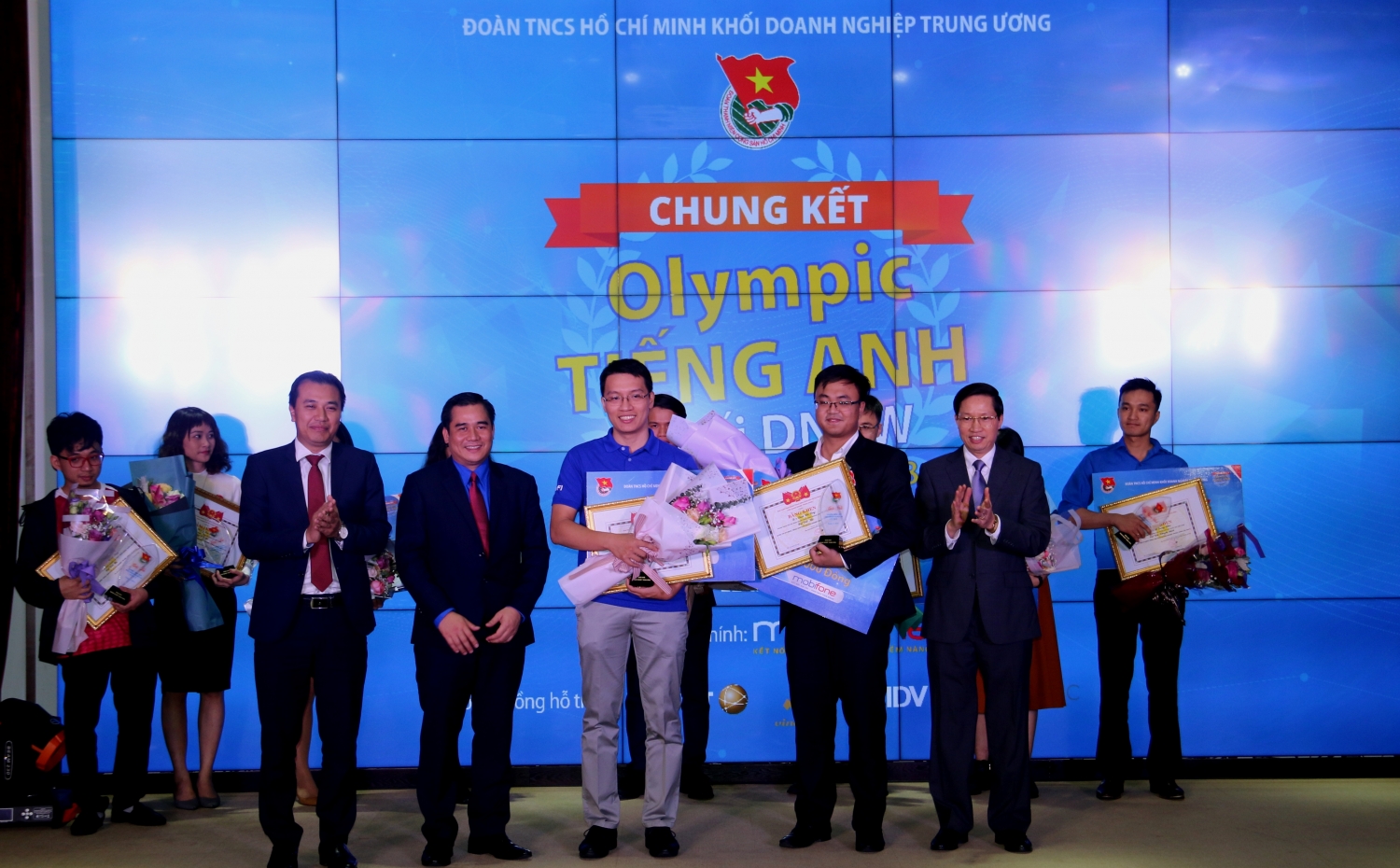 soi noi cuoc thi olympic tieng anh khoi doanh nghiep trung uong nam 2018