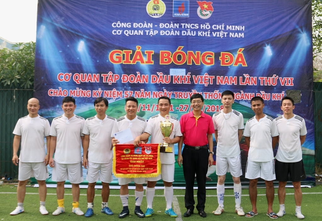 be mac giai bong da co quan tap doan dau khi viet nam 2018