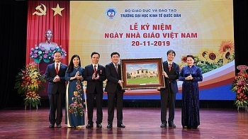 Chủ tịch Quốc hội dự Lễ kỷ niệm Ngày Nhà giáo Việt Nam tại Đại học Kinh tế Quốc dân
