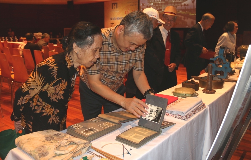 Bảo tàng Hà Nội tiếp nhận hơn 800 tài liệu, hiện vật quý