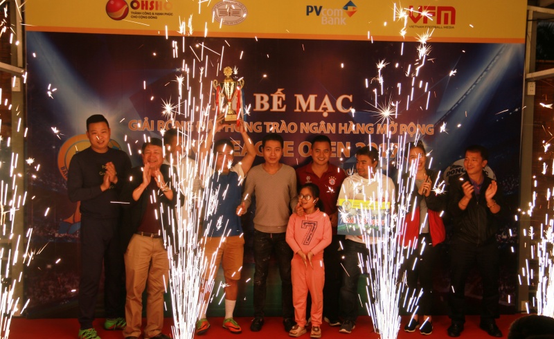 pvcombank be mac giai bong da bank league open 2017