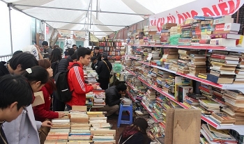 Hơn 50 tấn sách được giới thiệu tại Lễ hội sách cũ Thăng Long 2018