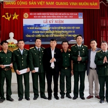 cuu chien binh pvchem nhung tam guong sang giua doi thuong