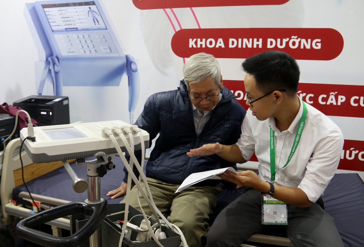 vietnam medipharm expo 2019 noi hoi tu cong nghe tien tien cua nganh y duoc