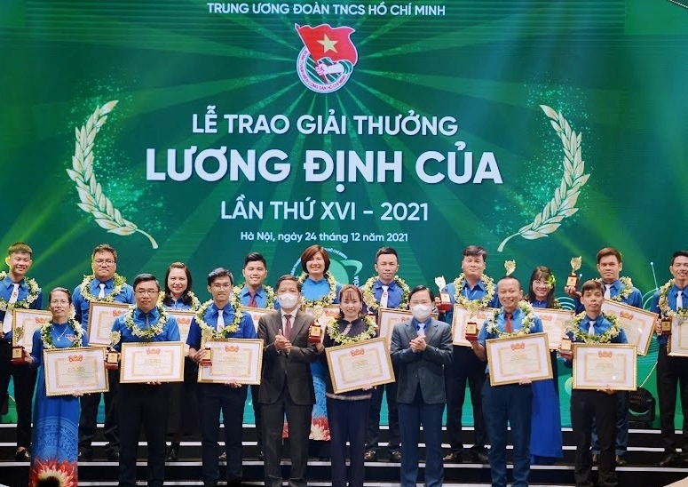 57 nhà nông trẻ nhận Giải thưởng Lương Định Của lần thứ XVI