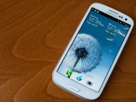 Galaxy S IV: Ra mắt tháng 4/2013 có màn hình không thể vỡ?