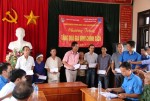 Đoàn Tập đoàn tặng quà, khám chữa bệnh cho gia đình chính sách tại Ninh Bình
