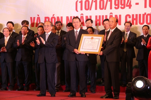 TKV kỷ niệm 20 năm thành lập và đón nhận Huân chương Độc lập hạng Ba