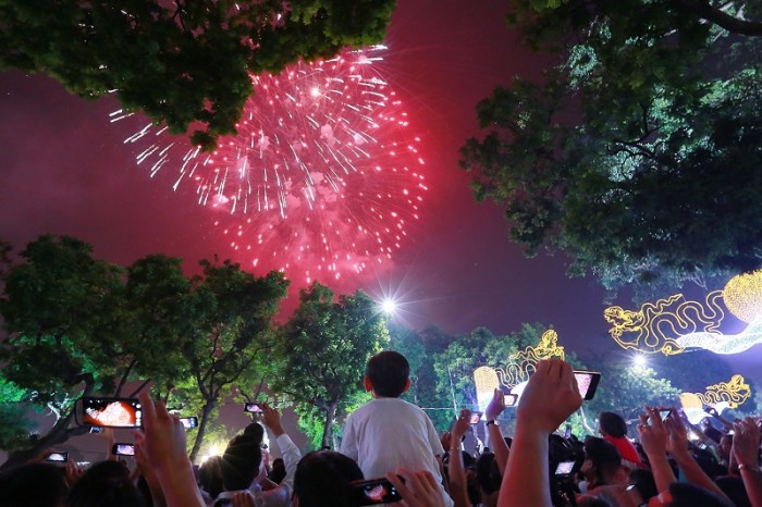 Hà Nội: Bắn pháo hoa tại 30 điểm trong đêm Giao thừa