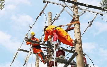 Tin tức kinh tế ngày 5/6: Miền Nam nguy cơ thiếu 12 tỷ kWh điện vào năm 2023