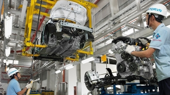 Tin tức kinh tế ngày 23/6: Chi hơn 1,65 tỷ USD nhập linh kiện lắp ôtô