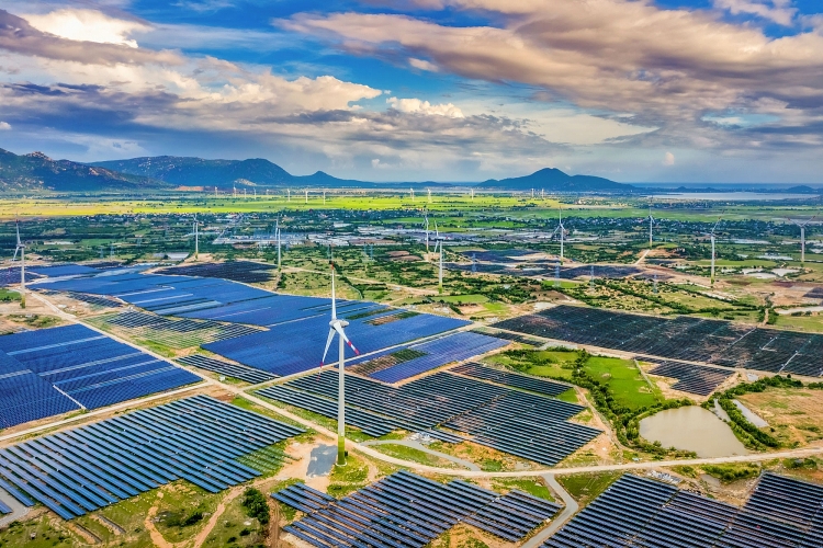 Lũy kế 7 tháng đầu năm, năng lượng tái tạo đạt 17,35 tỷ kWh
