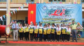 PVCFC trao học bổng cho học sinh nghèo Đắk Lắk