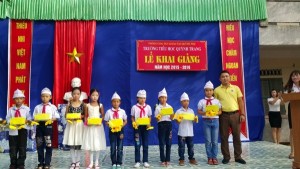 Mùa tựu trường, Đạm Cà Mau đồng hành với học sinh nghèo vượt khó