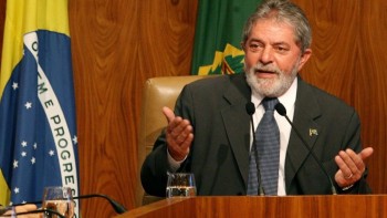 Cựu Tổng thống Brazil Lula da Silva bị bắt