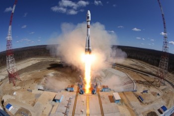Xem Nga phóng tên lửa từ sân bay vũ trụ Vostochny
