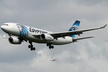 Máy bay Ai Cập chở gần 70 người mất tích