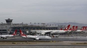 Máy bay Thổ Nhĩ Kỳ bị đe dọa đánh bom ngay khi cất cánh